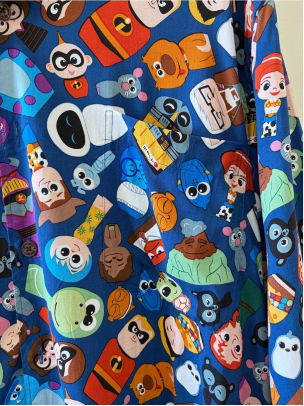 NWOT Disney Parks Disneyland Pixar Fest Passholder Exclusive Button Up Shirt XXL - Picture 3 of 8